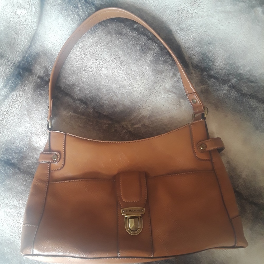 Liz Claiborne Light Brown Shoulder Purse w/Buckle - Picture 2 of 5